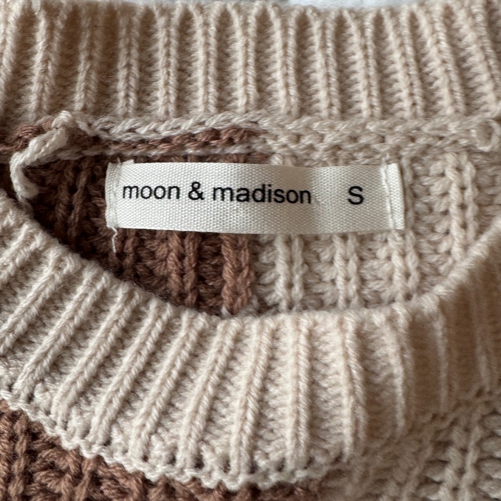 Moon & madison brown checkered knit sweater - Picture 6 of 7